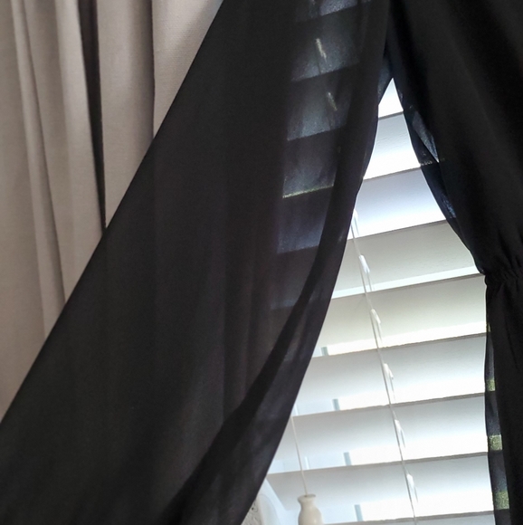 Dress - Picture 2 of 5